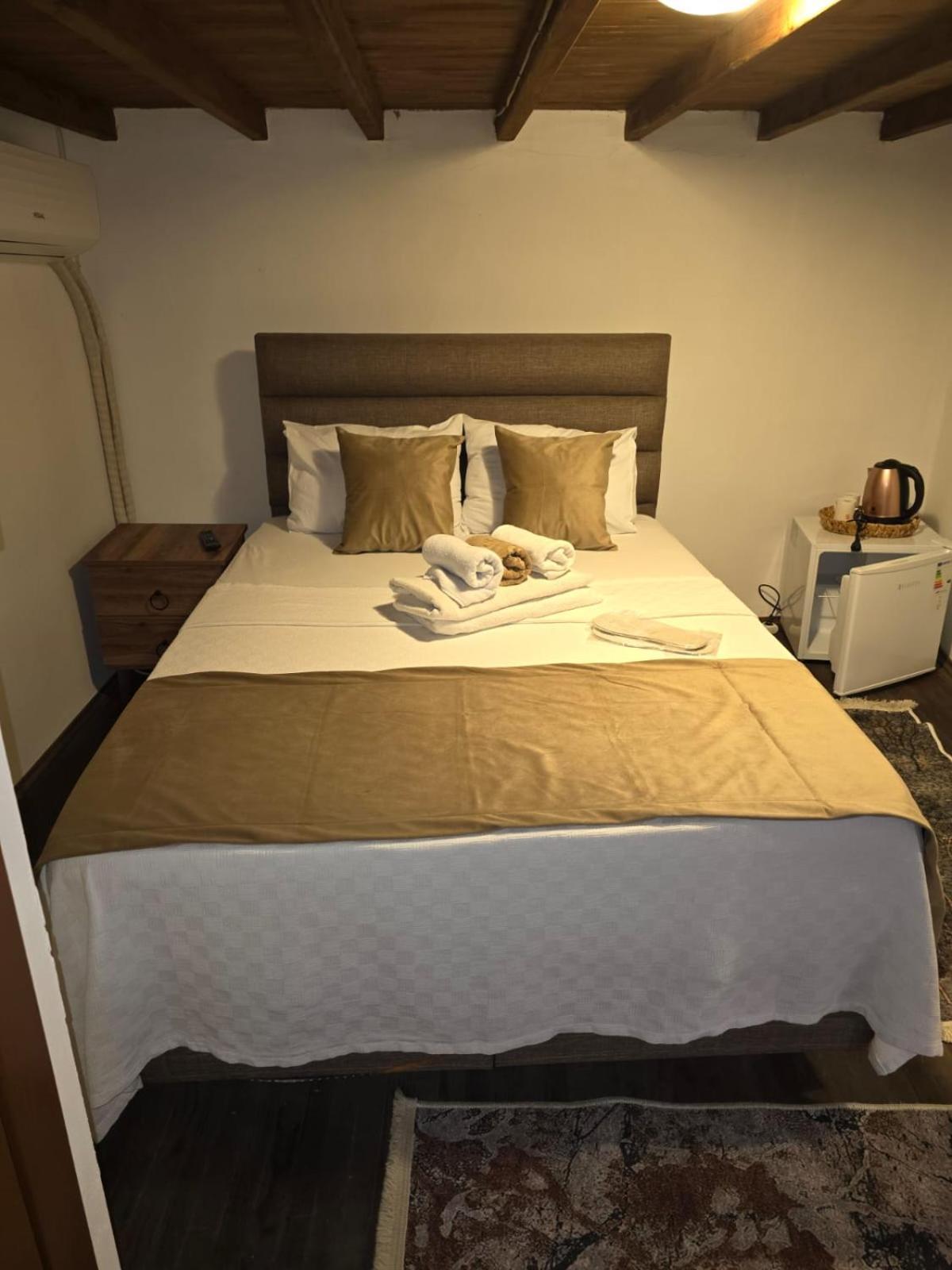 Meydan Otel Ayvalı Buitenkant foto