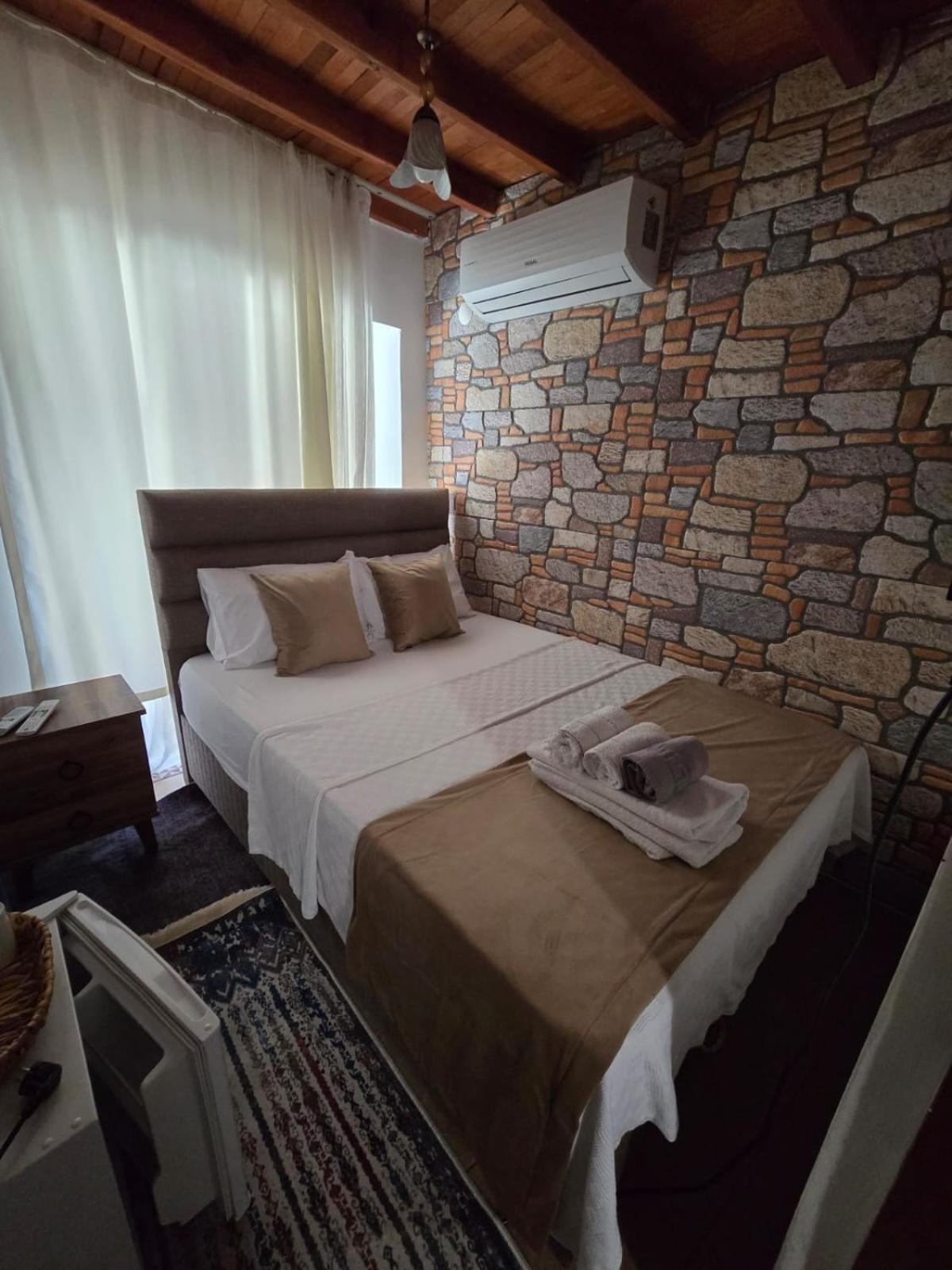 Meydan Otel Ayvalı Buitenkant foto